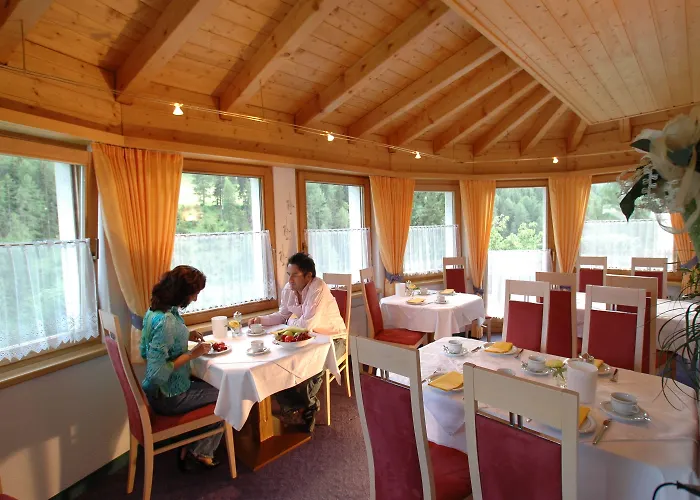 Ferienresidenz Soliva Hotel Compatsch